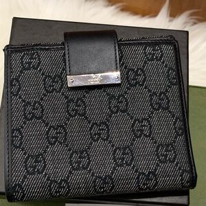 🔶Vintage Vibes - Gucci Denim/Canvas Compact Wallet🔶